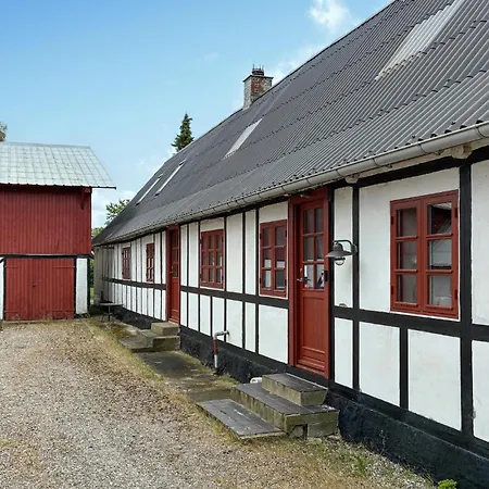 4 Bedroom Stunning In *